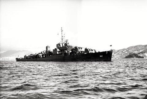 USS Bristol DD 857, Hiroshima, Japan 1945 (from John Duncan)